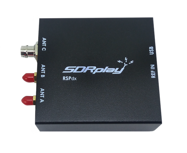 SDRplay RSPdx SDR-vastaanotin + SMA-BNC adapteri (2 kpl) + USB A/B kaapeli